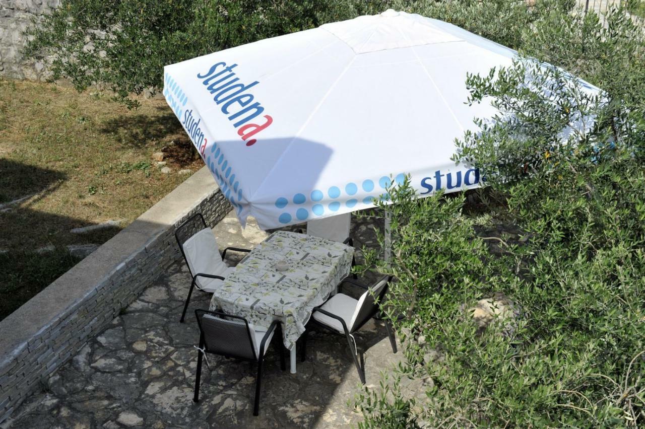 Apartman Branka Kornić Exterior foto